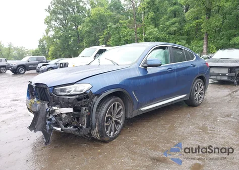 2022 BMW X4 xDrive30I z USA, uszkodzony, nr VIN 5UX33DT09N9K21010